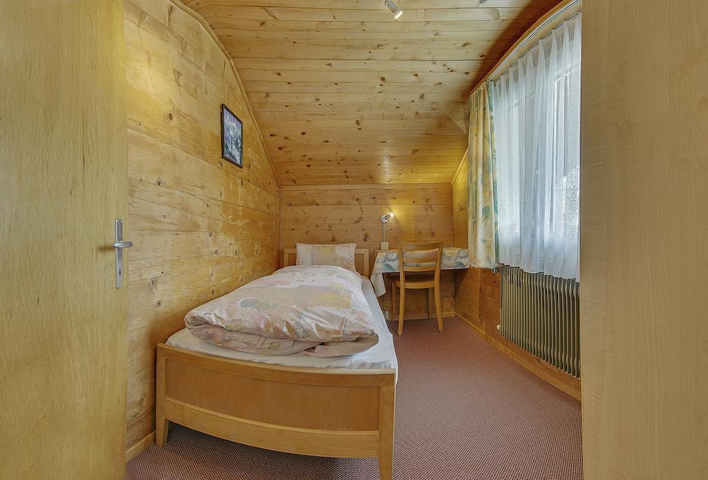 Anemone Apartment Saas-Fee Room photo